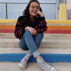 Meet your Posher, Adriana